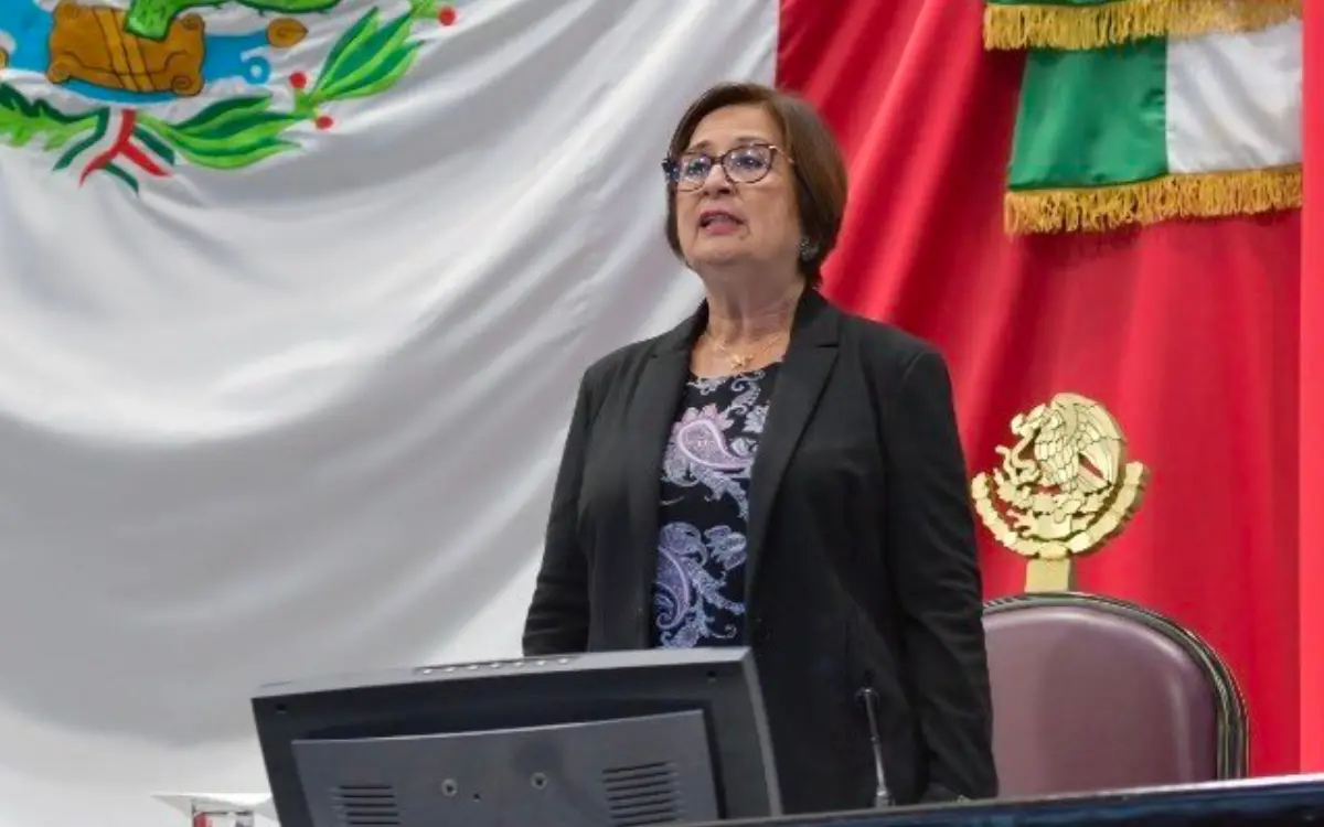 ‘Aquí se me habla en español’: Presidenta del Congreso de Veracruz pide a indígenas no hablar su lengua
