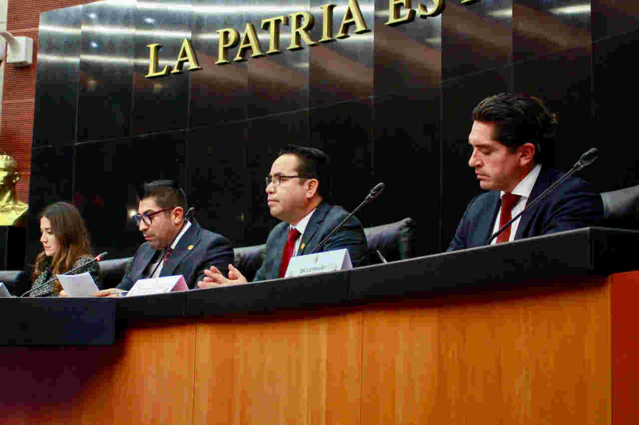 + El próximo lunes 23 de junio, arranca el periodo extraordinario de sesiones, donde esperan analizar, discutir y aprobar alrededor de 20 iniciativas de ley. 